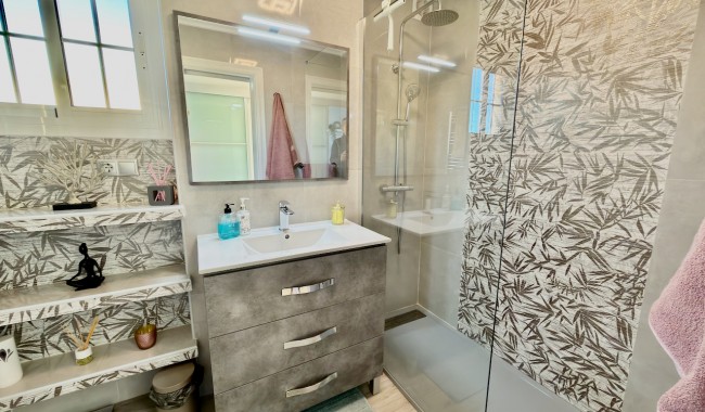 Sprzedaż - Willa - Guardamar - El Raso