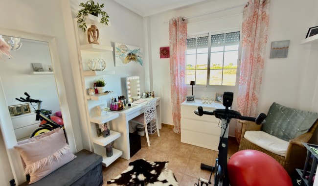 Sprzedaż - Willa - Guardamar - El Raso