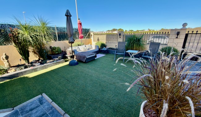 Sprzedaż - Willa - Guardamar - El Raso