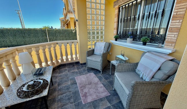 Sprzedaż - Willa - Guardamar - El Raso