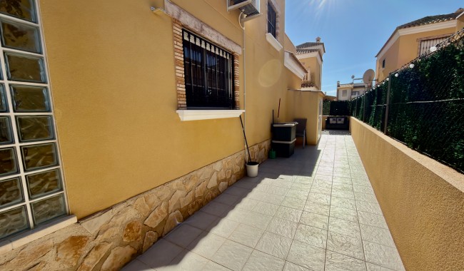 Sprzedaż - Willa - Guardamar - El Raso