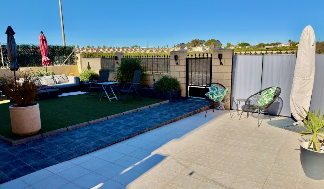 Sprzedaż - Willa - Guardamar - El Raso