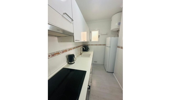 Resale - Apartment - Torrevieja - Parque de Las Naciones