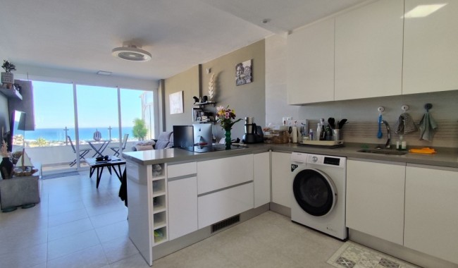 Resale - Apartment - Torrevieja - La Mata