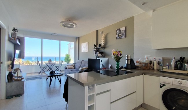 Resale - Apartment - Torrevieja - La Mata