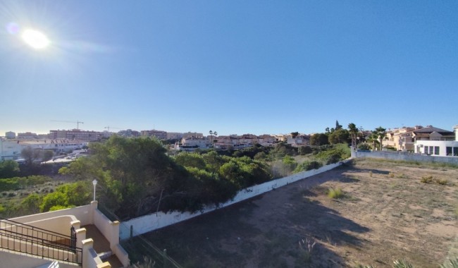 Resale - Apartment - Torrevieja - La Mata