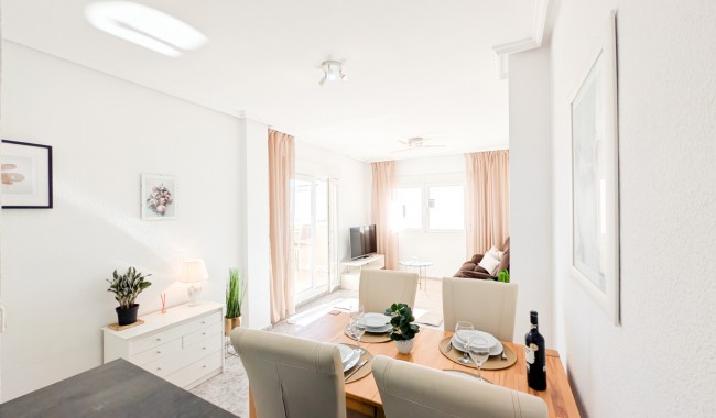 Resale - Apartment - Torrevieja - Aguas Nuevas