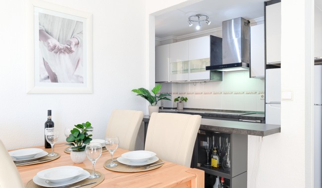 Resale - Apartment - Torrevieja - Aguas Nuevas