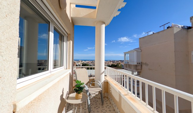 Resale - Apartment - Torrevieja - Aguas Nuevas