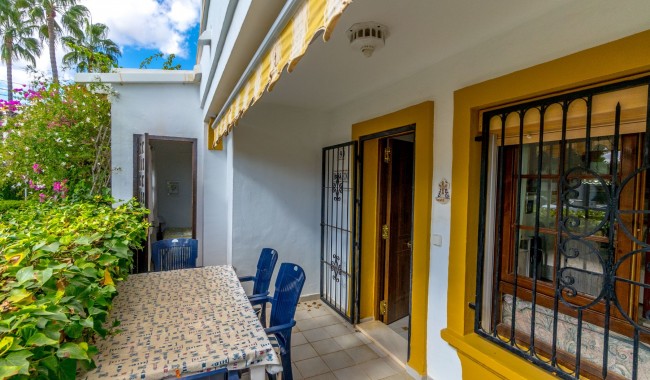 Resale - Apartment - Orihuela Costa - Villamartín