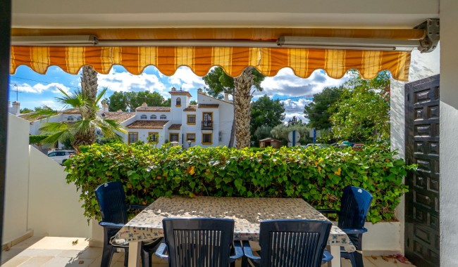 Resale - Apartment - Orihuela Costa - Villamartín