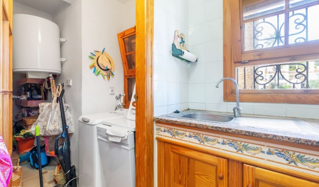 Resale - Apartment - Orihuela Costa - Villamartín
