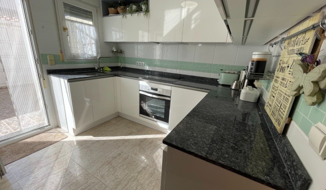 Sprzedaż - Kamienica - Torre de la Horadada - Torre De Horadada