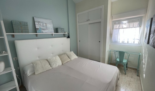 Sprzedaż - Kamienica - Torre de la Horadada - Torre De Horadada