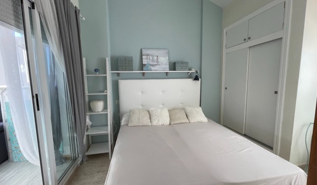 Sprzedaż - Kamienica - Torre de la Horadada - Torre De Horadada