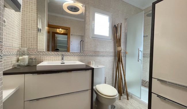 Sprzedaż - Kamienica - Torre de la Horadada - Torre De Horadada