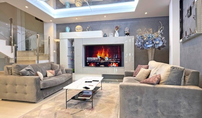 Resale - Villa - Orihuela Costa - Villamartín