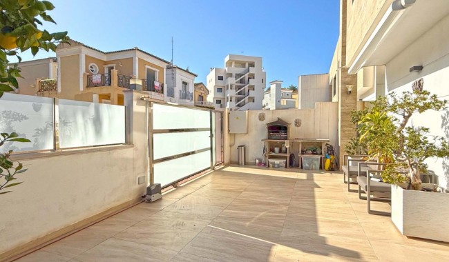 Resale - Villa - Orihuela Costa - Villamartín