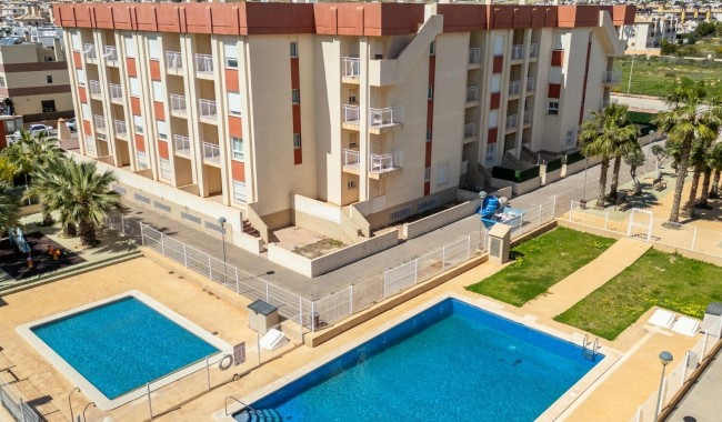 Resale - Apartment - Orihuela Costa - Cabo Roig
