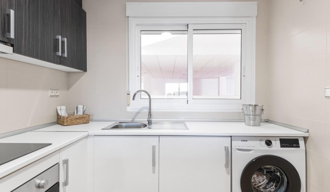 Resale - Apartment - Orihuela Costa - Cabo Roig