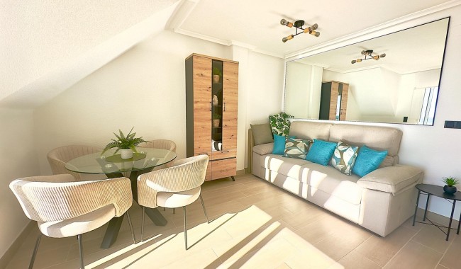 Resale - Apartment - Torrevieja - Cabo cervera