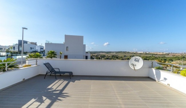 Resale - Villa - Orihuela Costa - Agua Marina