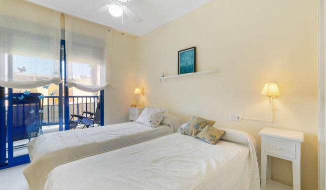 Resale - Apartment - Orihuela Costa - Dehesa de Campoamor