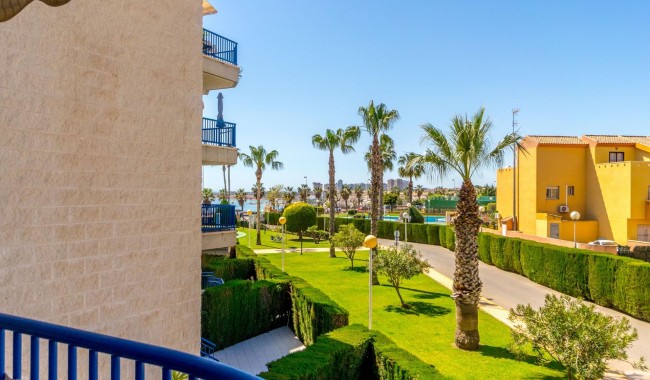 Resale - Apartment - Orihuela Costa - Dehesa de Campoamor