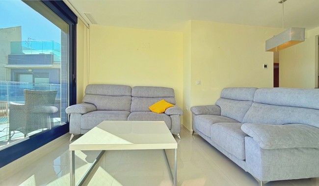 Resale - Apartment - Torrevieja - Punta Prima