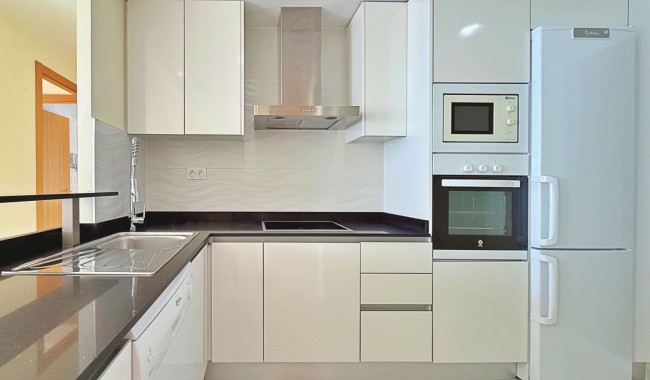 Resale - Apartment - Torrevieja - Punta Prima