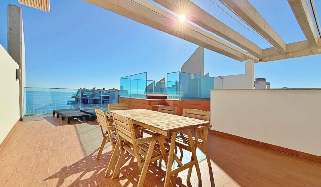 Resale - Apartment - Torrevieja - Punta Prima