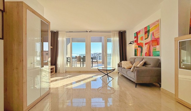Resale - Apartment - Torrevieja - Punta Prima