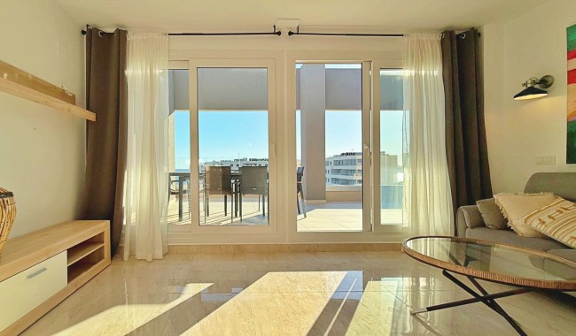 Resale - Apartment - Torrevieja - Punta Prima