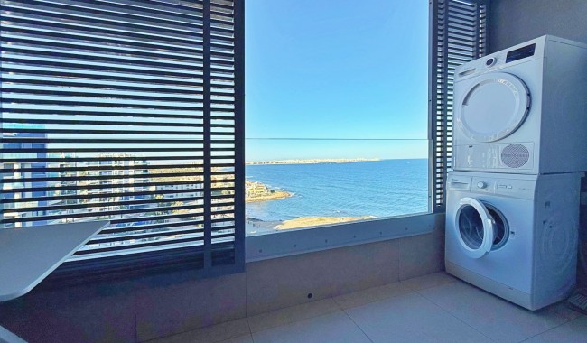 Resale - Apartment - Torrevieja - Punta Prima