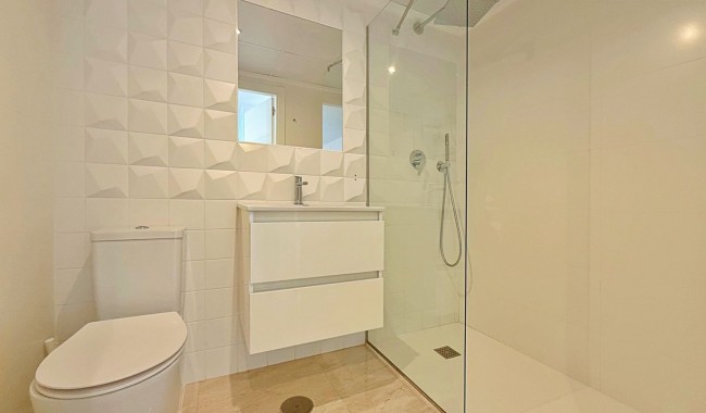 Resale - Apartment - Torrevieja - Punta Prima