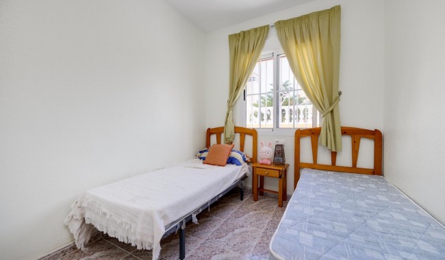 Resale - Villa - Orihuela - La Zenia