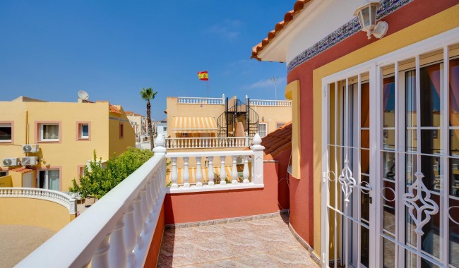 Resale - Villa - Orihuela - La Zenia