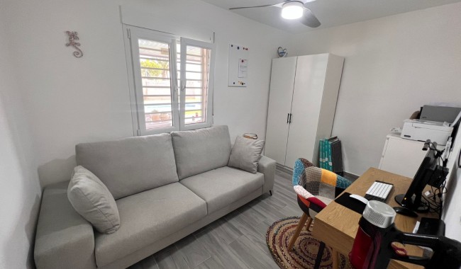 Resale - Finca - Elche Pedanías - La Marina