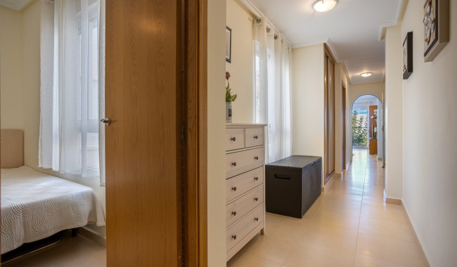 Sprzedaż - Apartament - Los Montesinos