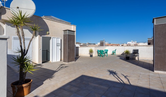 Sprzedaż - Apartament - Los Montesinos