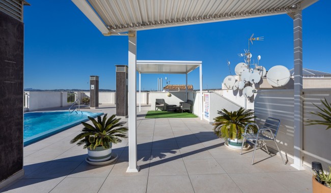 Sprzedaż - Apartament - Los Montesinos