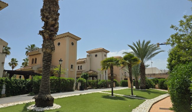 Brukt - Vertikaldelt - Algorfa - La Finca golf