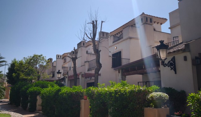 Brukt - Vertikaldelt - Algorfa - La Finca golf