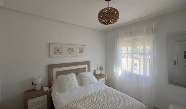 Brukt - Quatro hus - Punta Prima - Serena