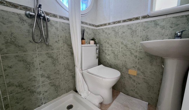 Brukt - Quatro hus - Punta Prima - Serena