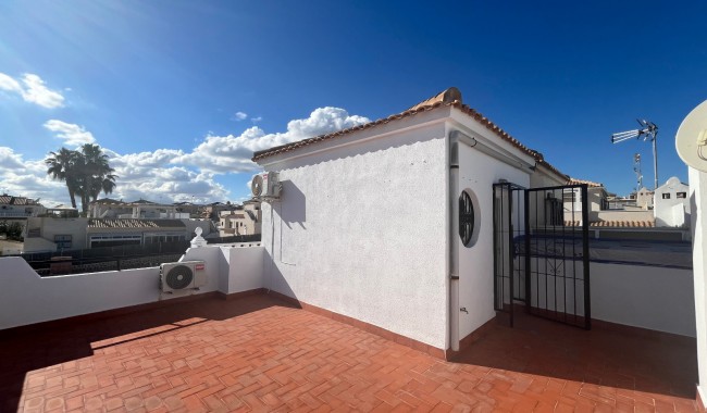 Brukt - Quatro hus - Punta Prima - Serena