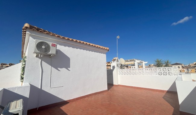 Brukt - Quatro hus - Punta Prima - Serena