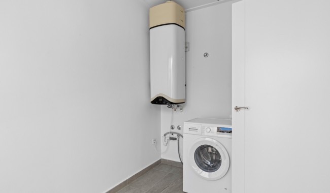 Brukt - Vertikaldelt - San Miguel de Salinas - Costa Blanca South