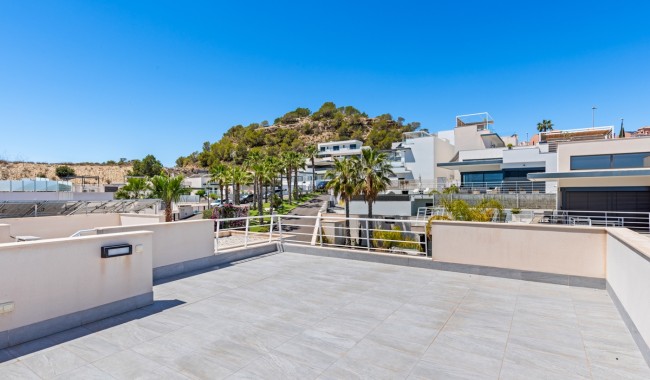 Brukt - Vertikaldelt - San Miguel de Salinas - Costa Blanca South