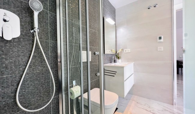 Sprzedaż - Apartament - Torrevieja - Costa Blanca South